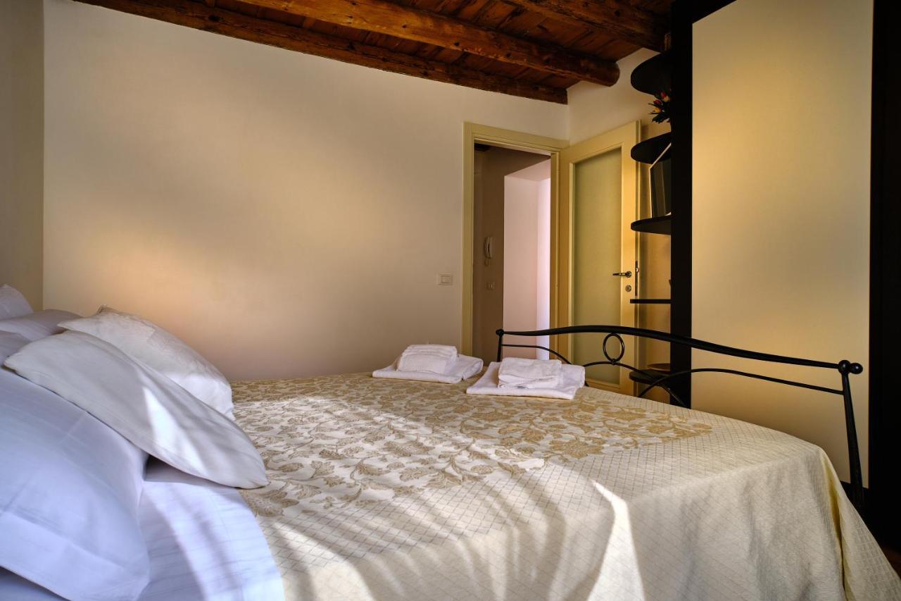 Ferienwohnung Il Vecchio Cortile Verona Exterior foto